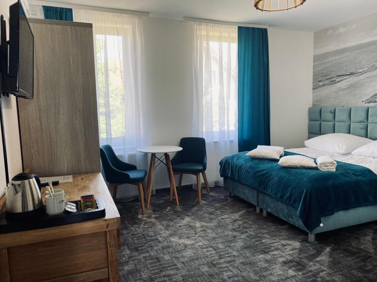 Mikolajek Hotel Jaroslawiec Luaran gambar
