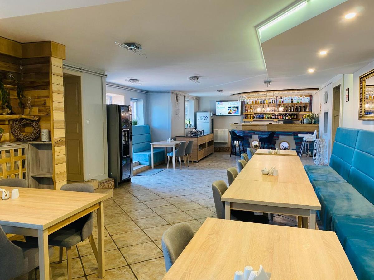 Mikolajek Hotel Jaroslawiec Luaran gambar